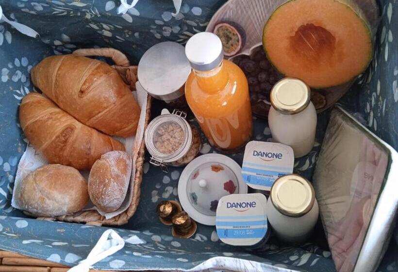 بنسيون Alfaro 95