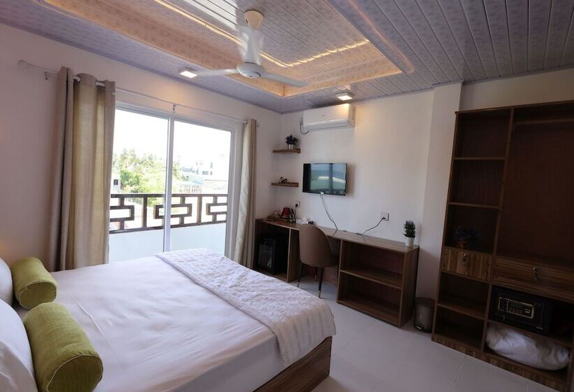 پانسیون Batuta Maldives Fourson