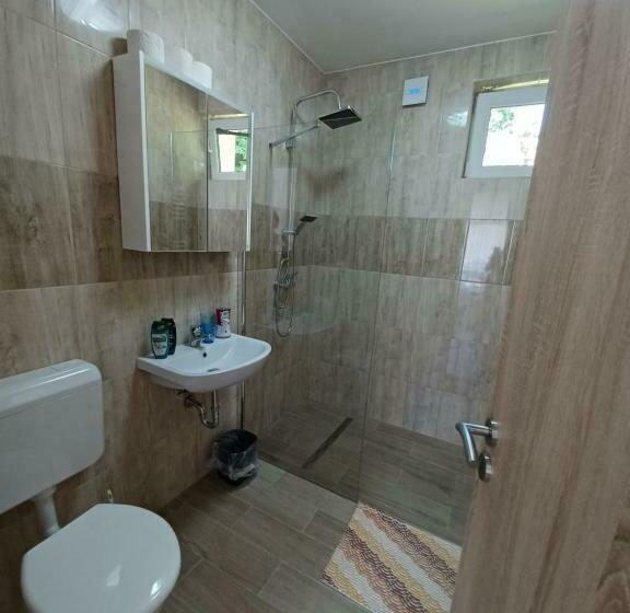 بنسيون Fazekas Vendégház