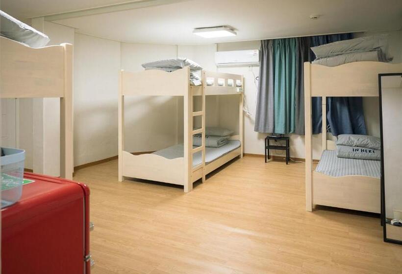 פנסיון Inhere Guesthouse