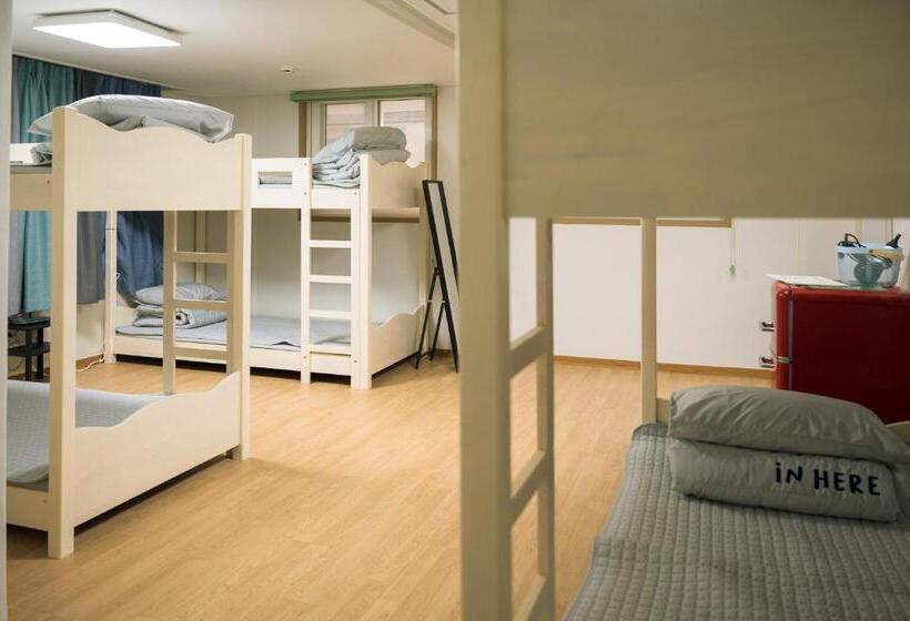 פנסיון Inhere Guesthouse