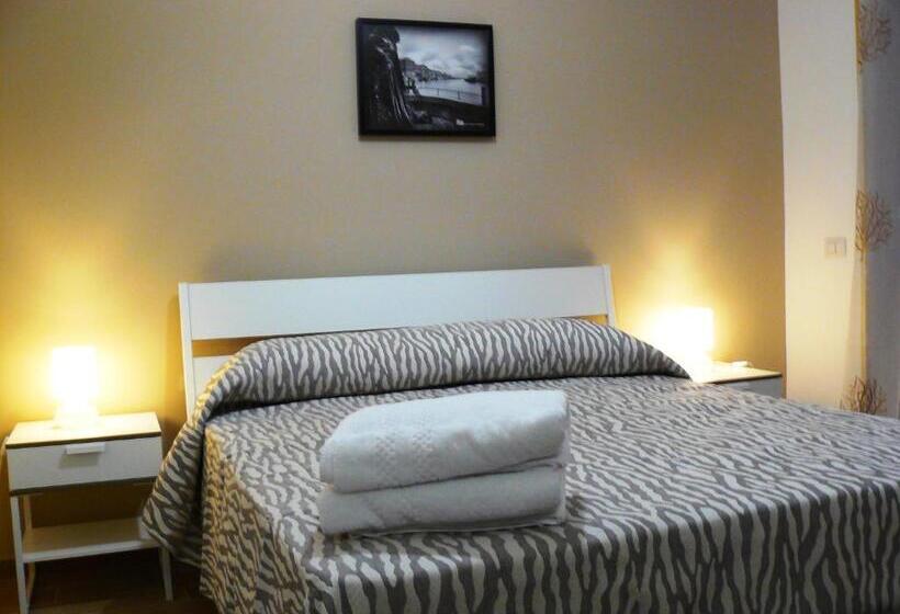 پانسیون Villa Alcmena