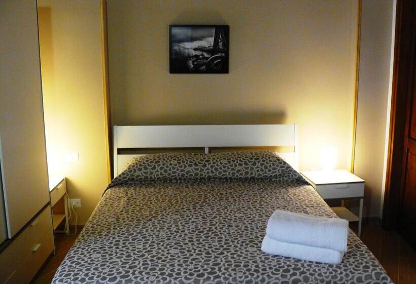 ペンション Villa Alcmena