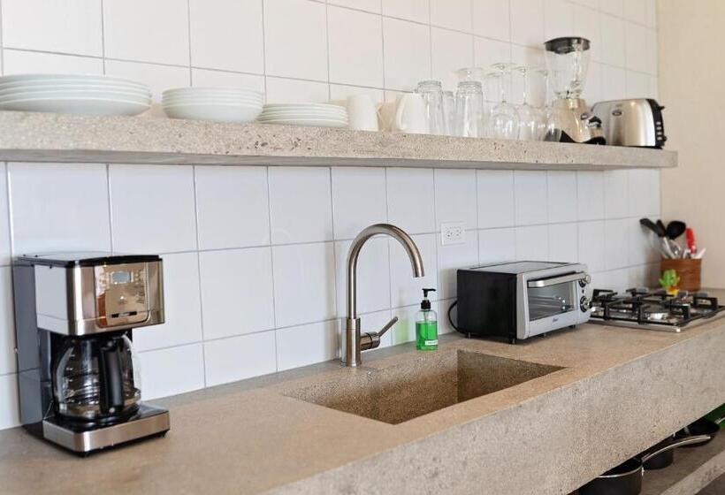 Topia Retreat  Surf Suite Norte