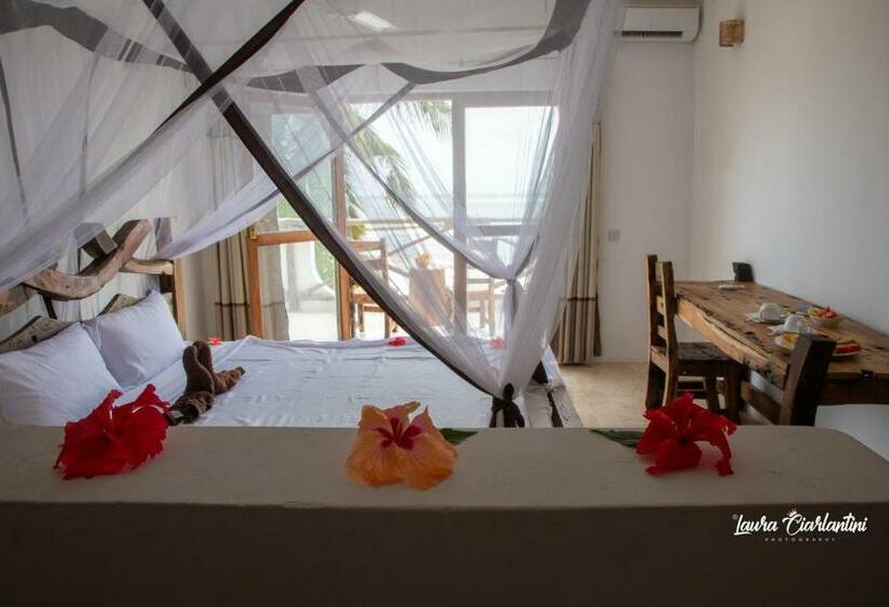 Uroa Zanzibar Vera Beach Hotel By Moonshine