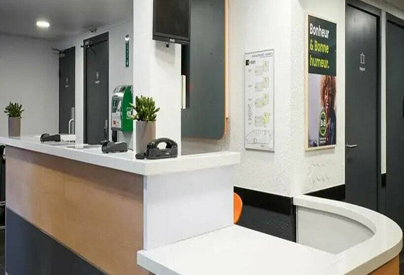 B&B HOTEL Marseille Parc Chanot