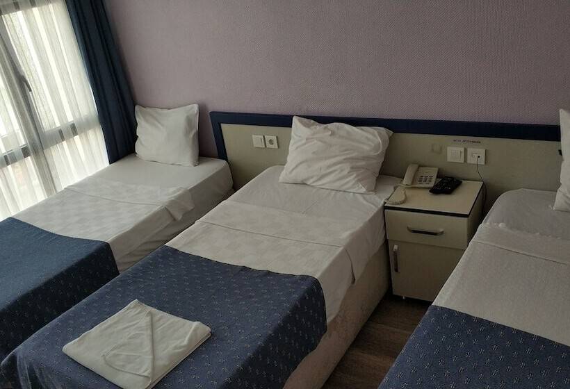 ベッドアンドブレックファースト Akkus