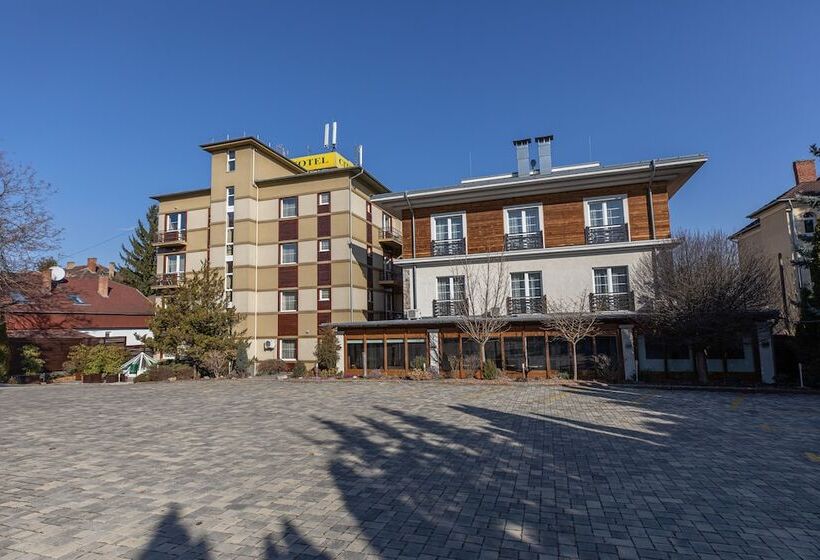 City Hotel Miskolc