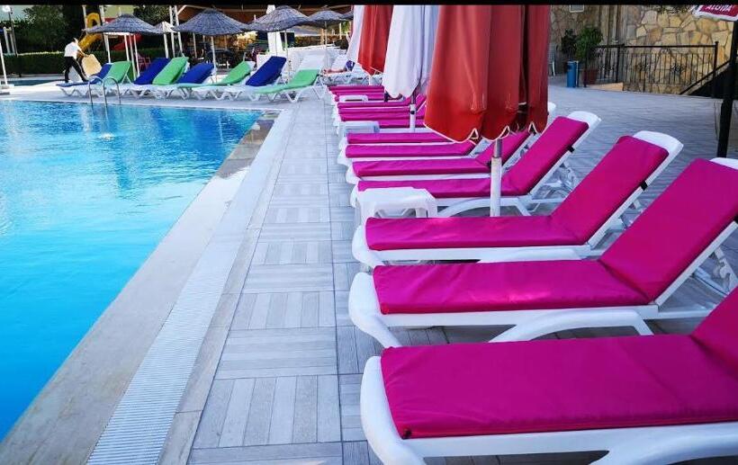 هتل Alize Resort