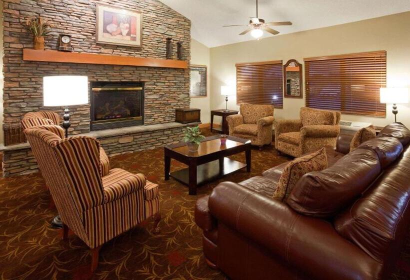 فندق Americinn By Wyndham Thief River Falls