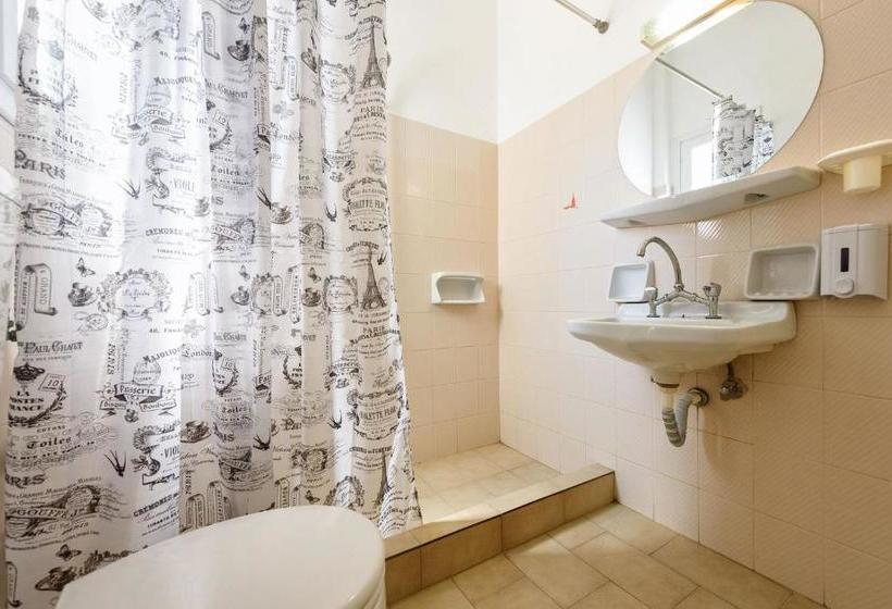 호텔 Astoria Apartments