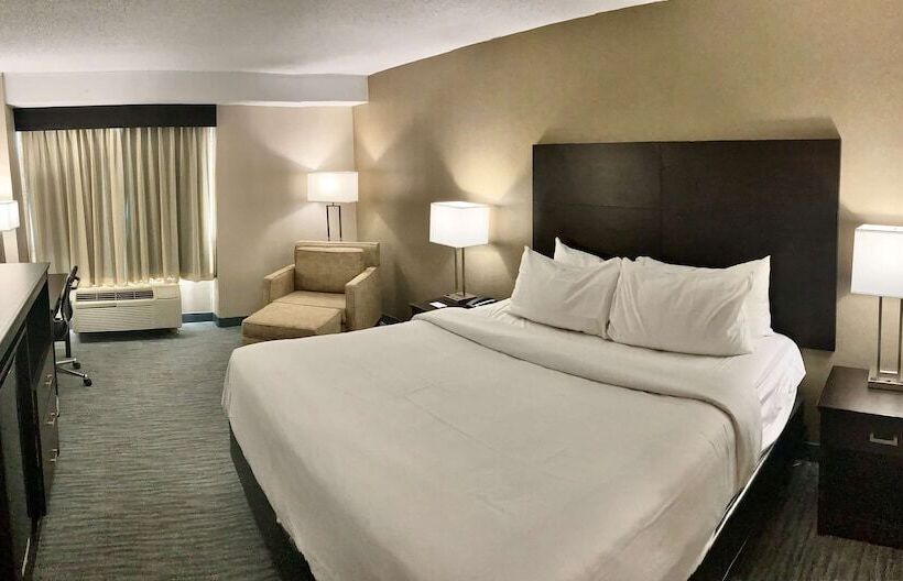 فندق Charleston Tower