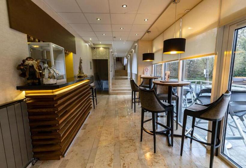 בית מלון כפרי Bástya Konferencia és Wellness