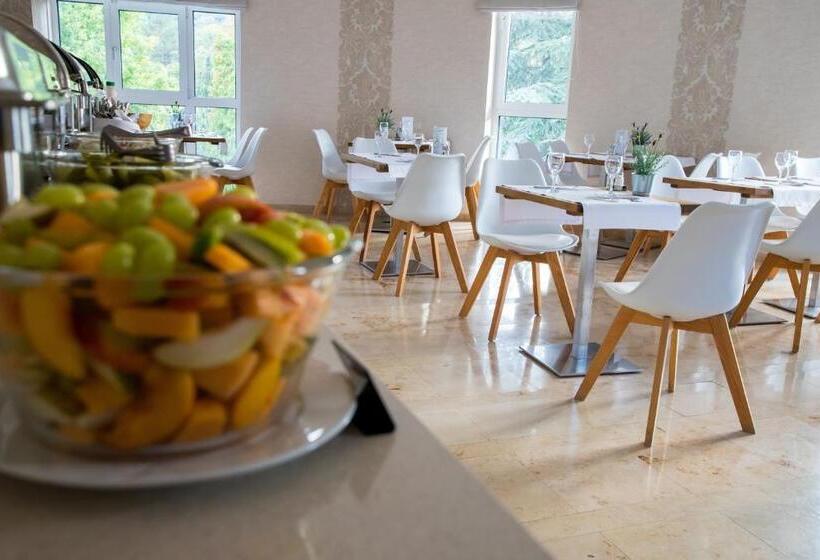 호텔 Bástya Konferencia és Wellness