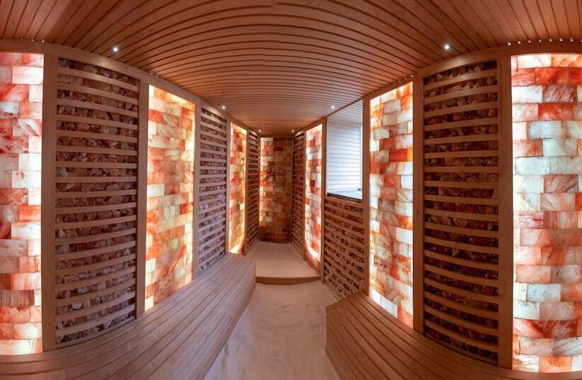 호텔 Bástya Konferencia és Wellness