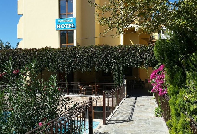 Отель Doridas