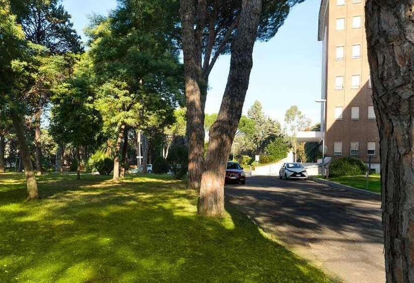 Ele Green Park Hotel Pamphili