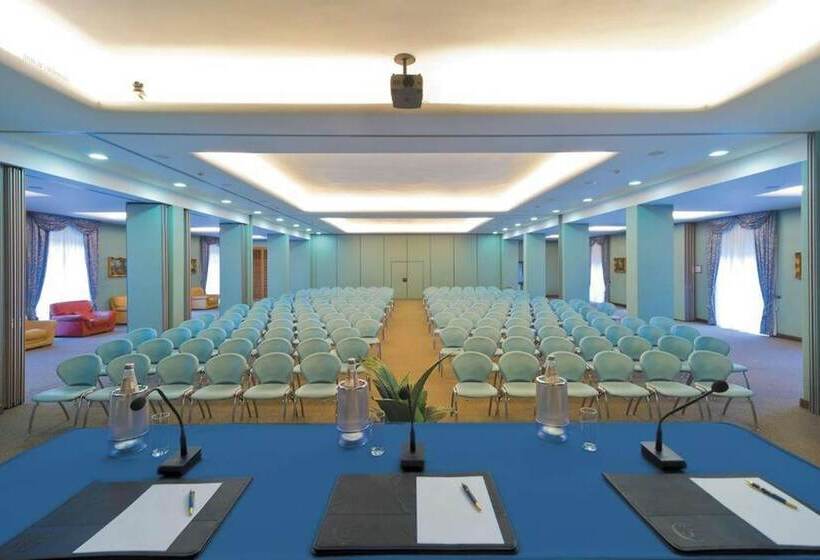 Ele Green Park Hotel Pamphili