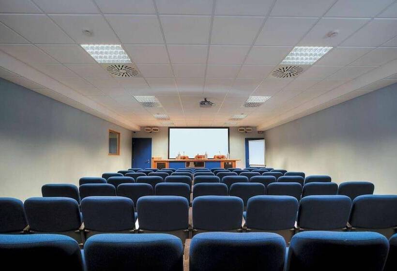 Ele Green Park Hotel Pamphili