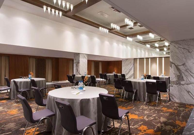 בית מלון כפרי Four Points By Sheraton Bengaluru, Whitefield