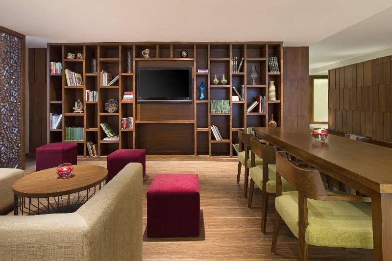 Отель Four Points By Sheraton Bengaluru, Whitefield