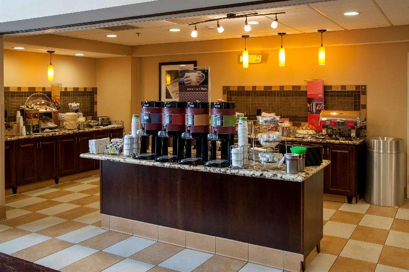 فندق Hampton Inn & Suites Watertown