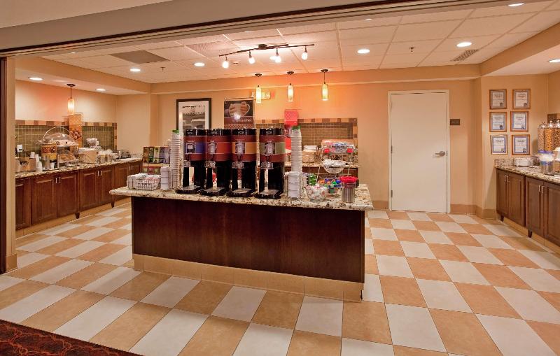 فندق Hampton Inn & Suites Watertown