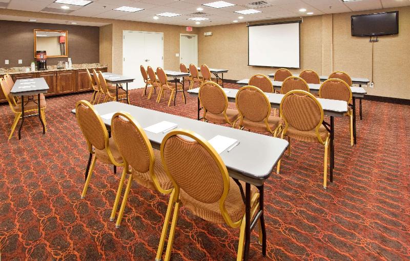 فندق Hampton Inn & Suites Watertown