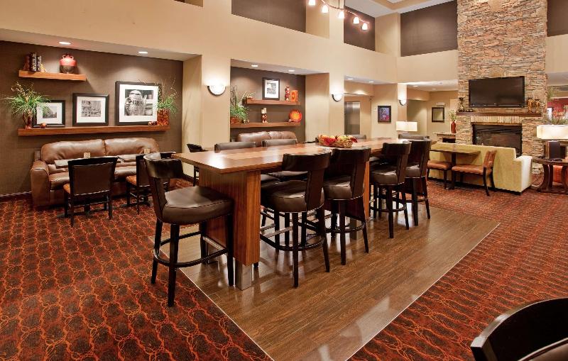 فندق Hampton Inn & Suites Watertown