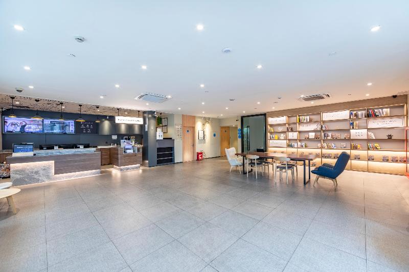 Hotel Hanting Shanghai Hongqiao Hub Railway Station