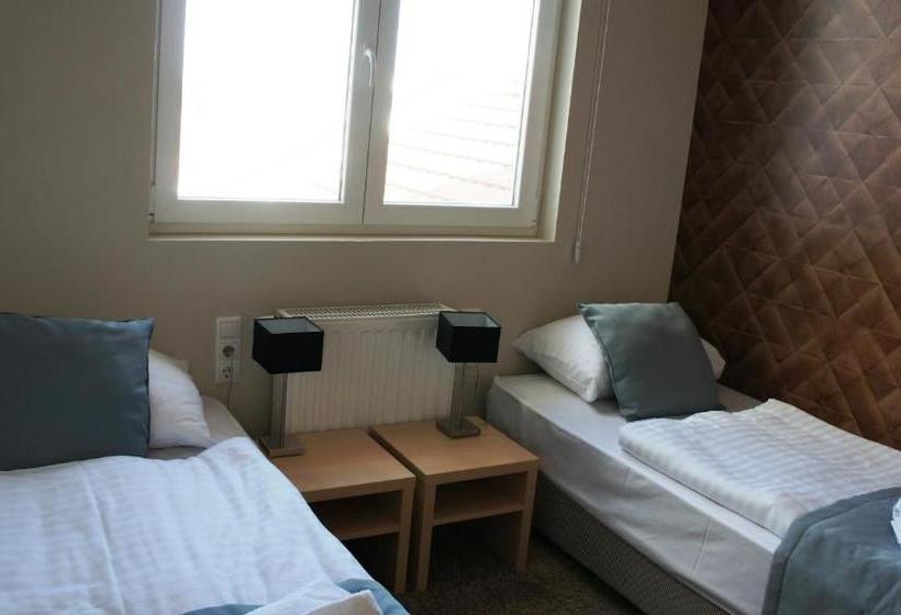 Отель Holiday Club Füred