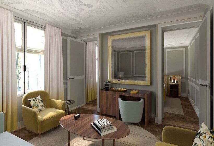 ホテル Hôtel Les Lumières   Relais & Châteaux