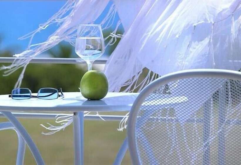 בית מלון כפרי Ionian Theoxenia