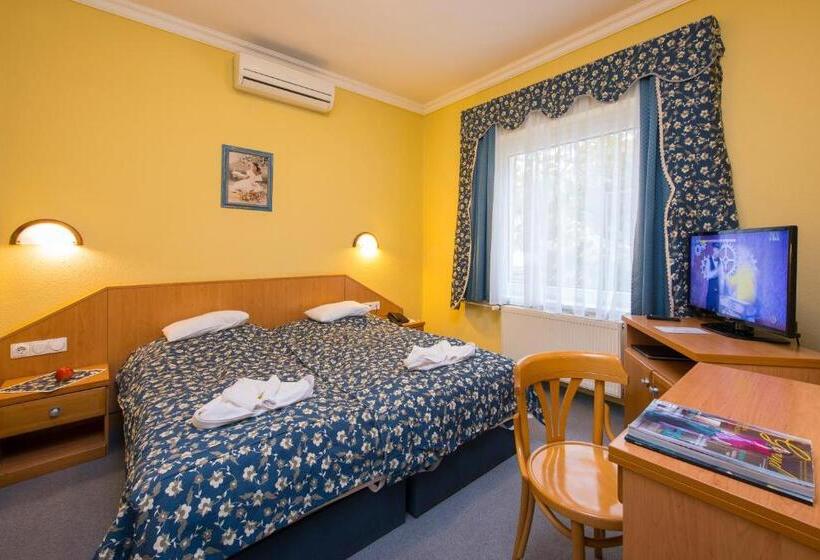 בית מלון כפרי Kikelet Club