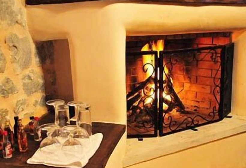 בית מלון כפרי Ktima Karageorgou