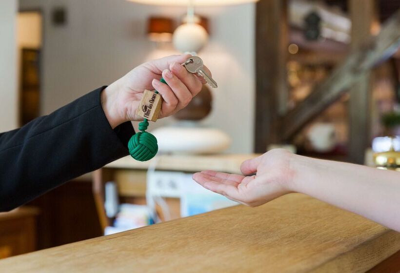 فندق L Orée Des Chênes, The Originals Relais