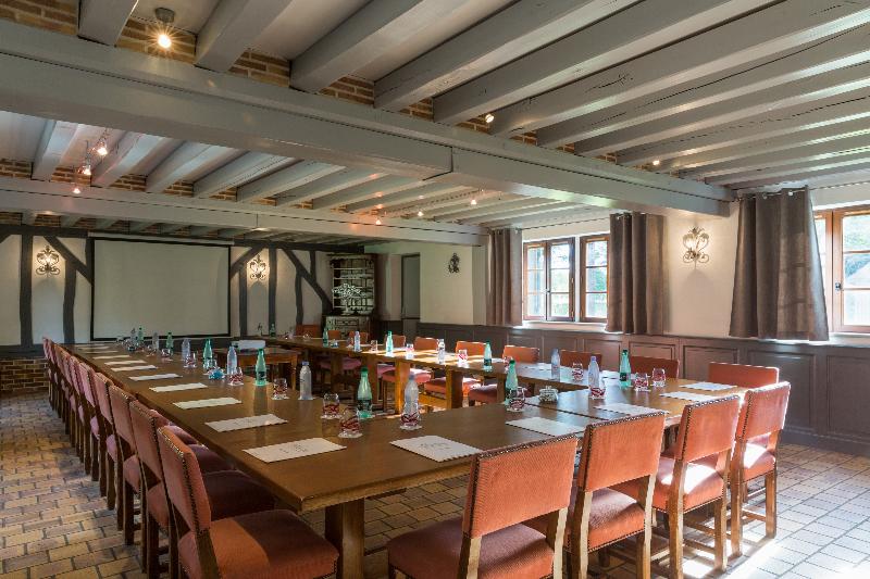 בית מלון כפרי L Orée Des Chênes, The Originals Relais