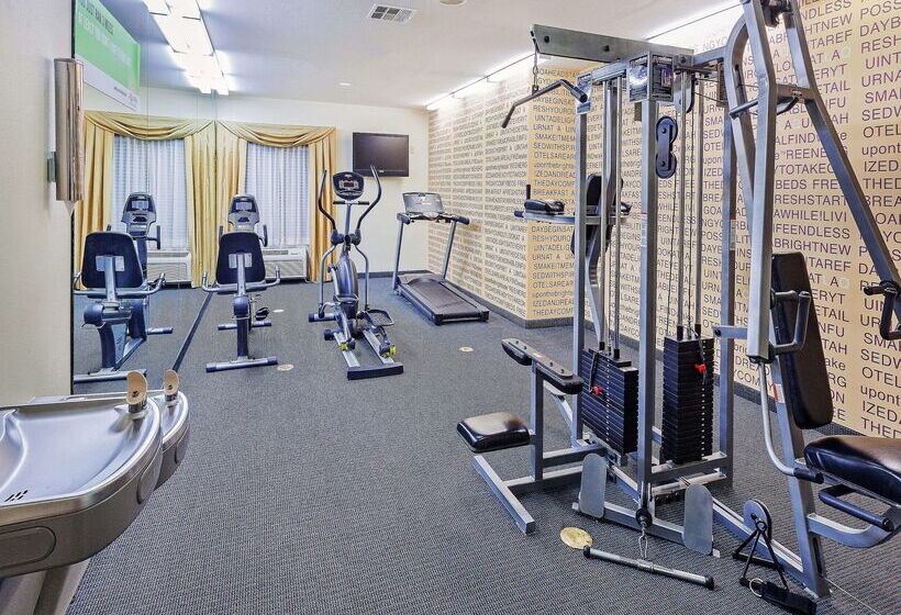 酒店 La Quinta By Wyndham Alvin