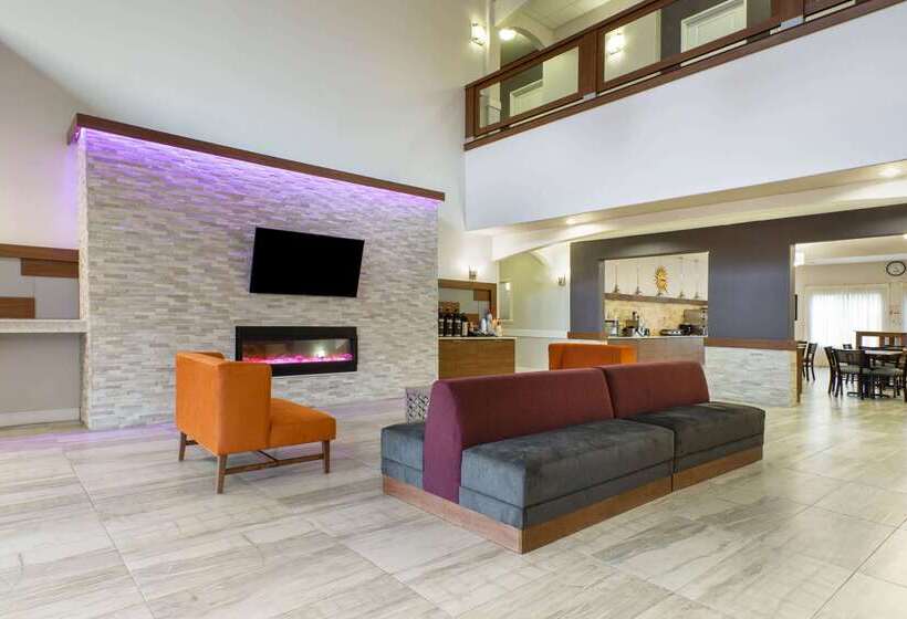 酒店 La Quinta By Wyndham Alvin