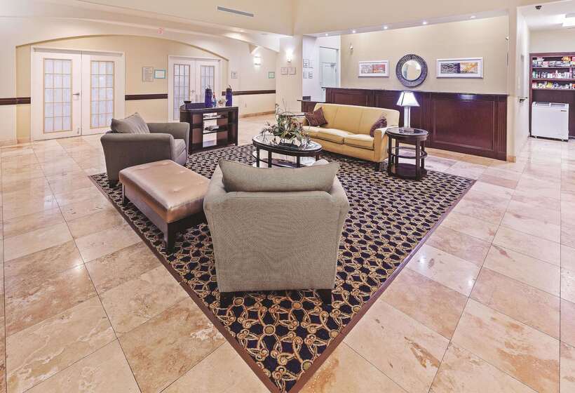 酒店 La Quinta By Wyndham Alvin