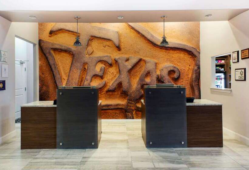 酒店 La Quinta By Wyndham Alvin