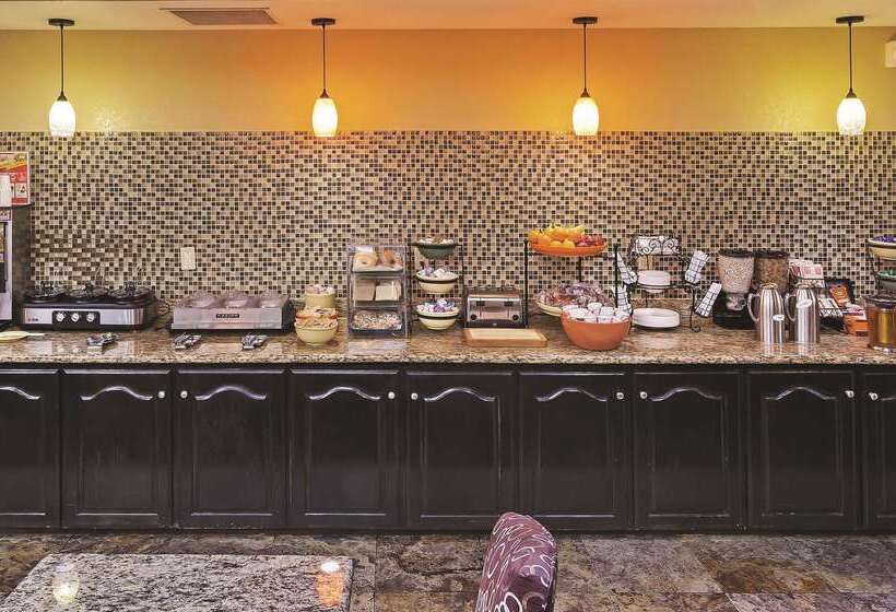 فندق La Quinta By Wyndham Searcy