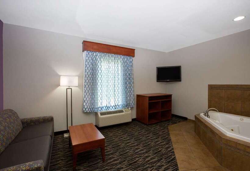 فندق La Quinta By Wyndham Tupelo