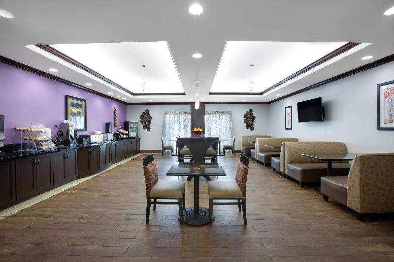 فندق La Quinta By Wyndham Tupelo