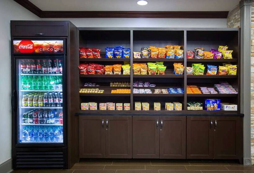 فندق La Quinta By Wyndham Tupelo