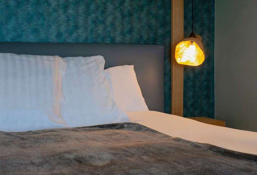酒店 The Originals Hôtel Le Cise Restaurant Chambres Et Suites