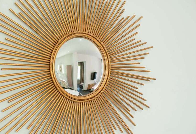 ホテル The Originals Hôtel Le Cise Restaurant Chambres Et Suites