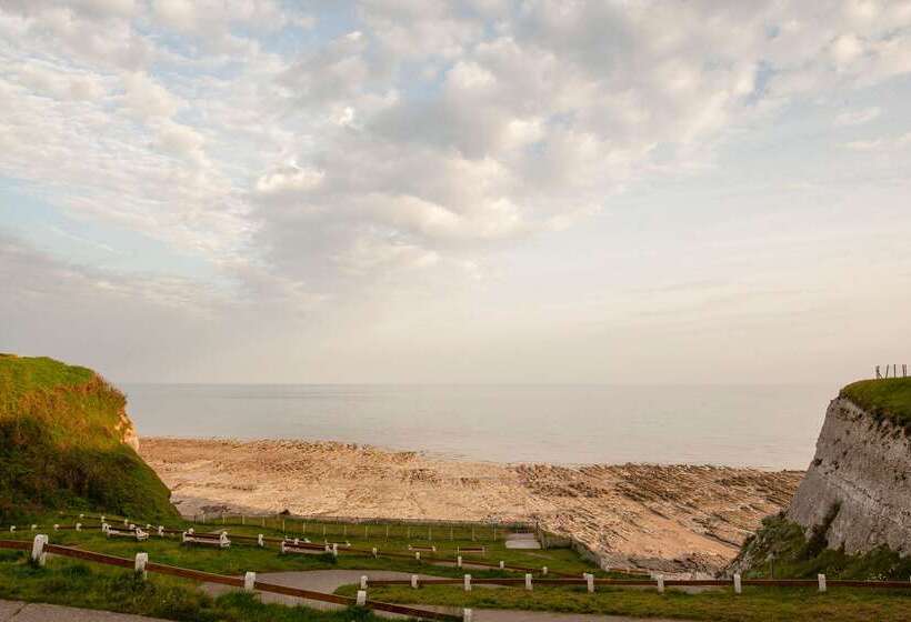 ホテル The Originals Hôtel Le Cise Restaurant Chambres Et Suites