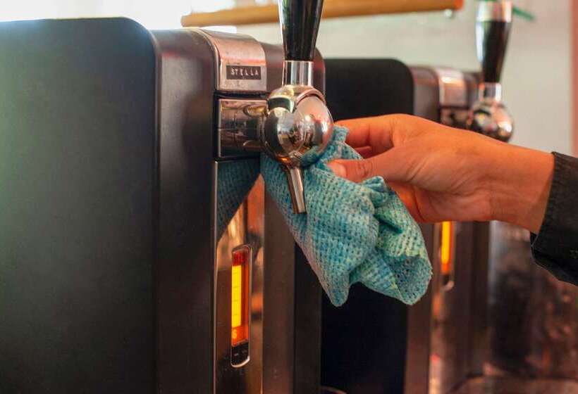 ホテル The Originals Hôtel Le Cise Restaurant Chambres Et Suites