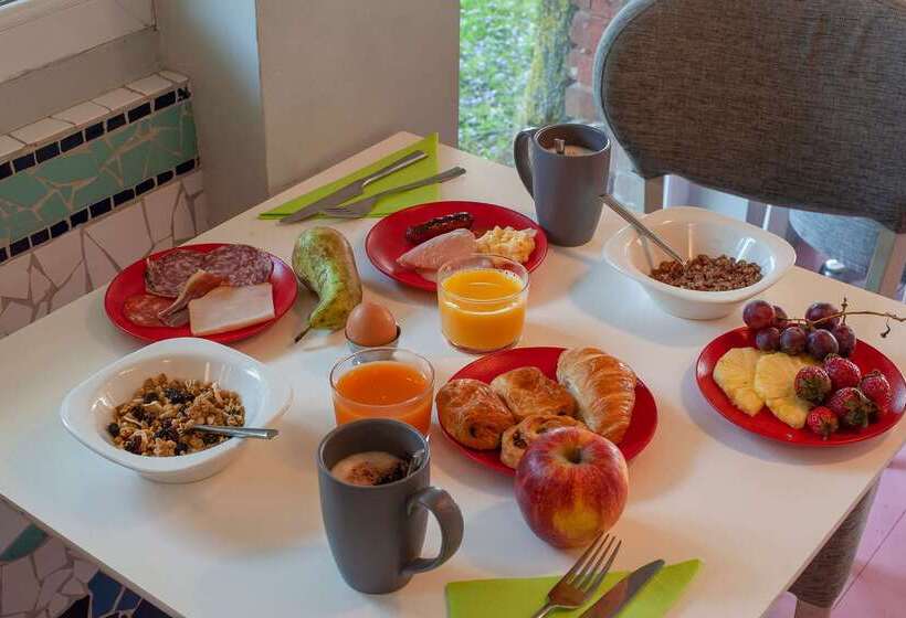 ホテル The Originals Hôtel Le Cise Restaurant Chambres Et Suites